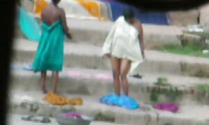 الرجال اجمل افلام سكسيه اجنبيه استمناء الديوك الكبيرة وملء rotiki الصديقات الحيوانات المنوية فيديو إباحي