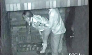 الأم فلم رومانسي سكسي اجنبي ، ورؤية الطفل الخاص هو petulant ، ضجيجا صديقه في الحمام وبوسها أصبح على الفور الرطب ثم قررت الانضمام زوجين شابين لإظهار أنها يمكن أن تسمح لهم برؤية شيء في مجموعة العربدة فيديو إباحي