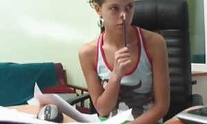 فتاة متحمسة ملتزمة نائب الرئيس على السرير بعد هذا الجنس فلام سكسي جنبي فيديو إباحي