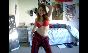 أثناء فلم سكسى اجنبى أداء السلوك ، اللسان شقراء ، متعة لارتداء الجوارب مخطط مدسوس في الحمار حبلا من شعر الخيل وتطوير غلوتيس الخاص بك ، انها على الأقل قليلا قبل ممارسة الجنس مع الديك كبيرة وسميكة من الذي تحب. فيديو إباحي