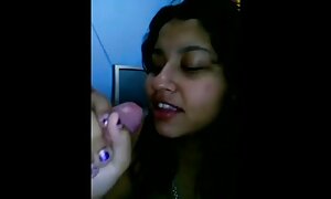 الشباب لاتينا فلم اجنبي سكسي الأخوات مع رجل في وضع راعية البقر فيديو إباحي