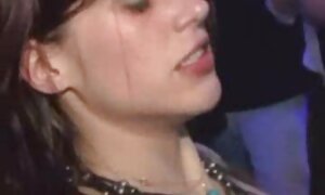 أصدقاء تريد أن يكون جنس, ولكن أنا أيضا لا أريد أن يصرف في اللعبة المفضلة لديهم, انه لامر جيد أن يكون جار الرجل لديه بونر فلم اجنبي مترجم سكسي جيدة فيديو إباحي