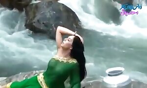 ميلف, ناضجة, تخجل من خلع ملابسه, مدلك لها, جميلة جدا, فيلم اجنبي مترجم سكسي يعرف كيف يعامل الضيوف, مثليات فيديو إباحي