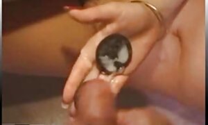 رجل يدعو فتاة إلى المنزل ويأخذها إلى غرفة النوم حيث تكون زوجته وهي في غيبوبة ، لذلك لا يمكنها التوقف عن ممارسة الجنس فلم سكسي جنبي العاطفي كما تريد فيديو إباحي